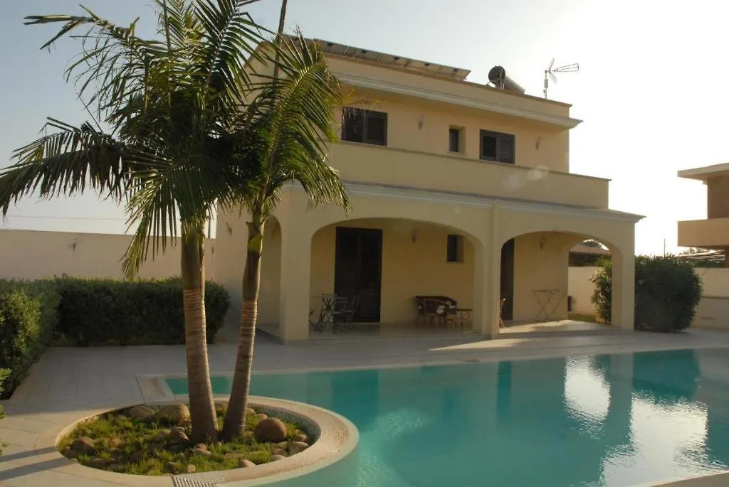 Oasi Tortuga Residence Appartamento 3 Con Piscina E Barbecue H 24 Mazara del Vallo 0*,  Italy
